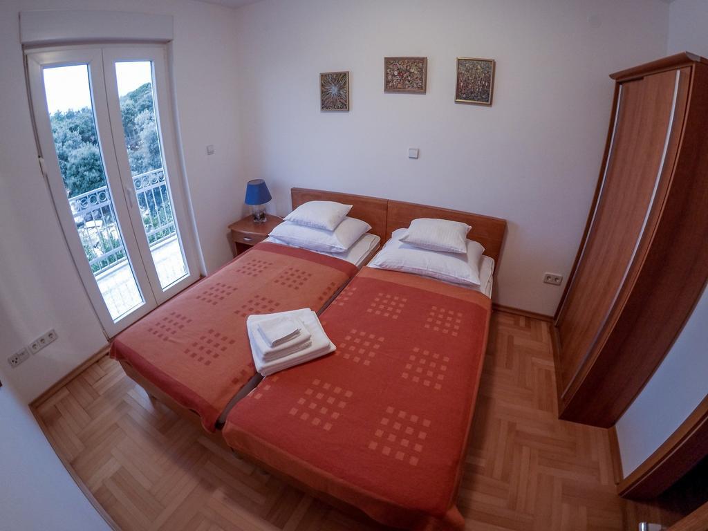 Apartments Car Кампор Номер фото